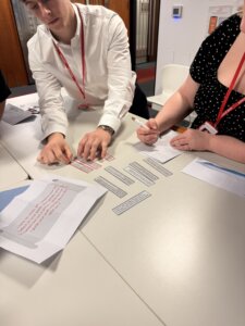 AHK apprentices collaborating